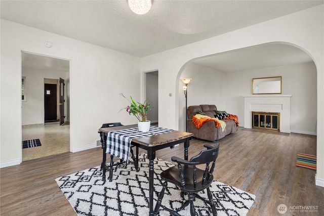 3724 S J Street, Tacoma, WA 98418