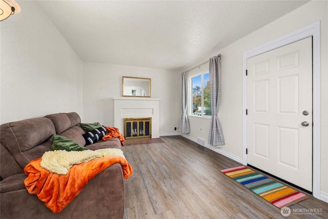 3724 S J Street, Tacoma, WA 98418