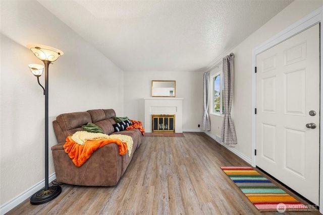 3724 S J Street, Tacoma, WA 98418