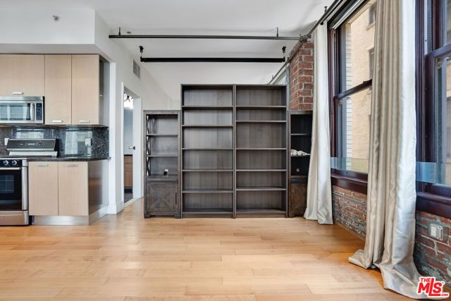 460 S Spring Street 512, Los Angeles, CA 90013