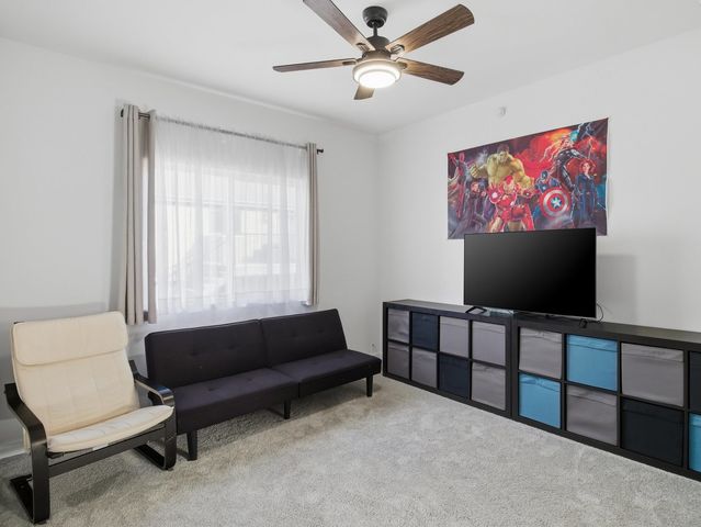 8566 S 83rd Avenue, Hickory Hills, IL 60457