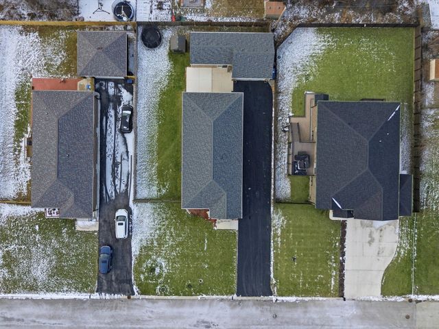 8566 S 83rd Avenue, Hickory Hills, IL 60457