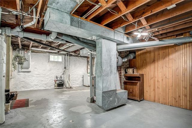 832 W 30th Street, Independence, MO 64055