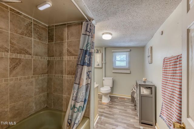 1525 Massachusetts Avenue, Bristol, VA 24201