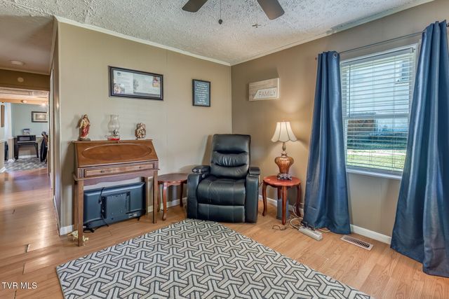 1525 Massachusetts Avenue, Bristol, VA 24201