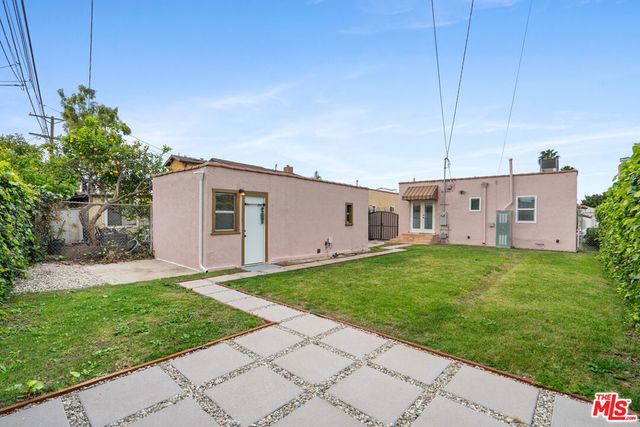 1716 S Genesee Avenue, Los Angeles, CA 90019