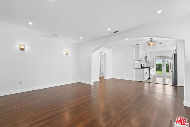 1716 S Genesee Avenue, Los Angeles, CA 90019