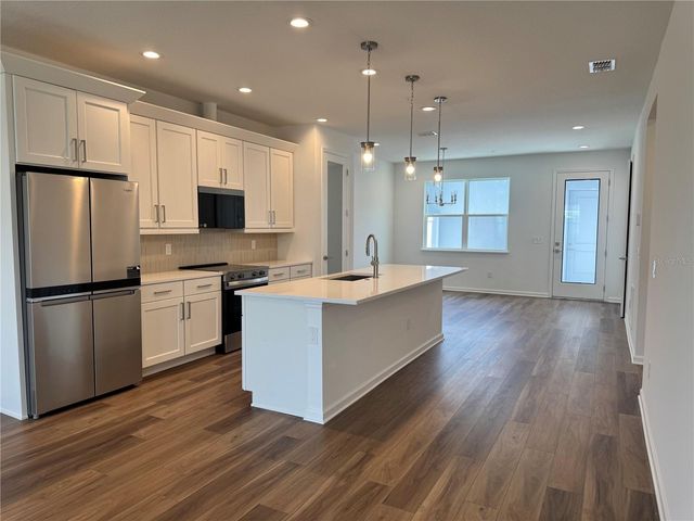 1888 CROWNCREST DRIVE, Apopka, FL 32703