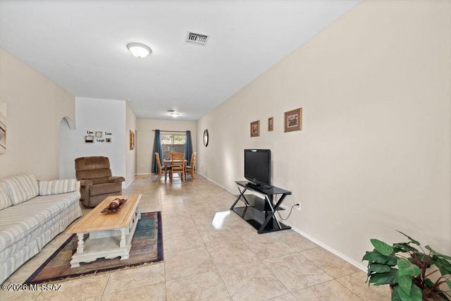 18864 S Brentford Drive, Sahuarita, AZ 85629