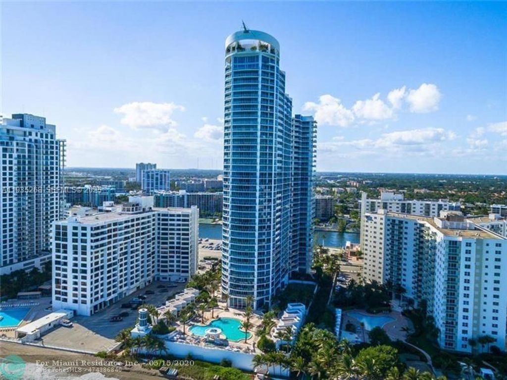 Image 1 of property listing at 3101 S Ocean Dr 606, Hollywood, FL 33019