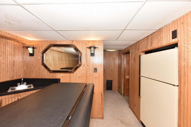 6100 W Hustis STREET, Milwaukee, WI 53223