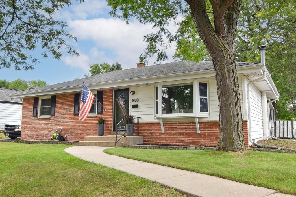 6100 W Hustis STREET, Milwaukee, WI 53223
