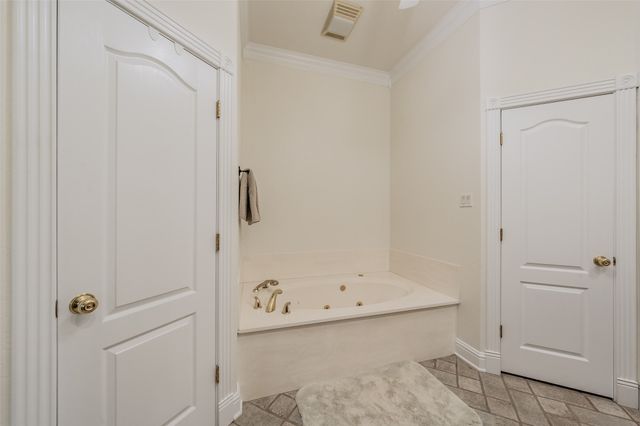 393 County Road 4874, Newark, TX 76071