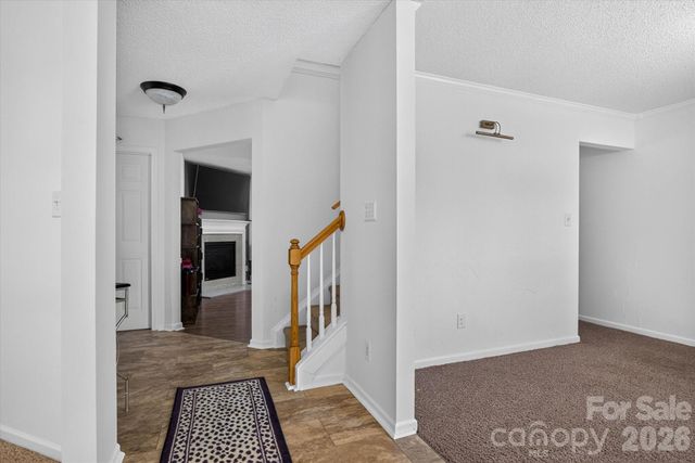 9833 Aventide Lane, Charlotte, NC 28215