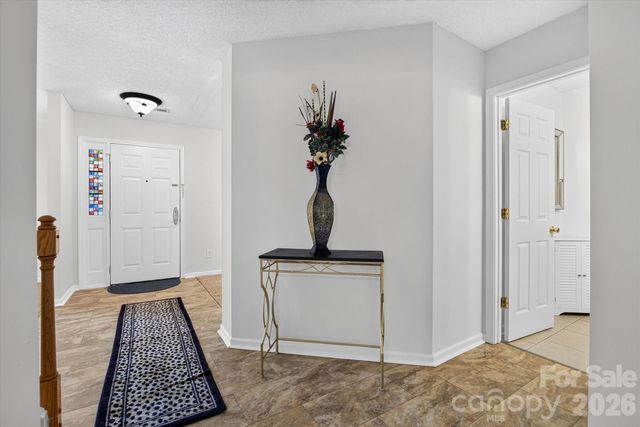 9833 Aventide Lane, Charlotte, NC 28215