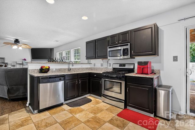 9833 Aventide Lane, Charlotte, NC 28215