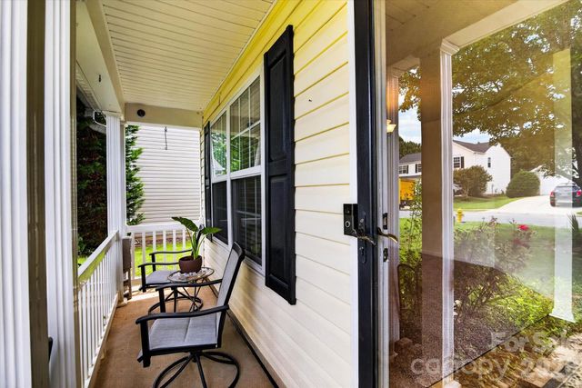 9833 Aventide Lane, Charlotte, NC 28215