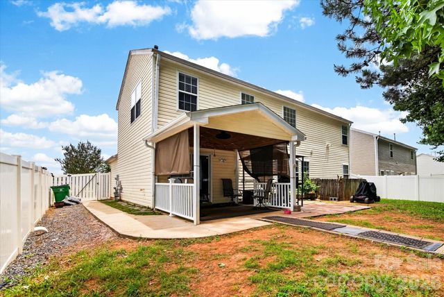9833 Aventide Lane, Charlotte, NC 28215