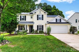 9833 Aventide Lane, Charlotte, NC 28215