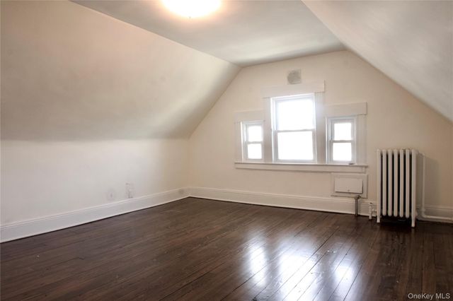 55 Vernon Avenue 2, Rockville Centre, NY 11570