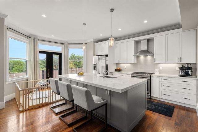 324 Tappan 2, Brookline, MA 02445