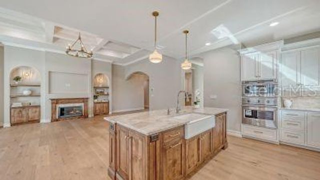 1850 WEBBER STREET, Sarasota, FL 34239