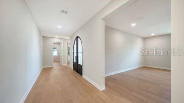 1850 WEBBER STREET, Sarasota, FL 34239
