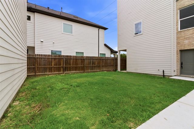 5510 Hardy Street, Houston, TX 77009