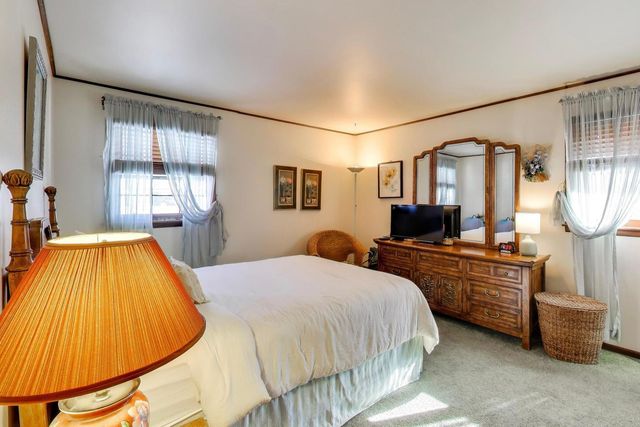 16827 Parkside Avenue, South Holland, IL 60473