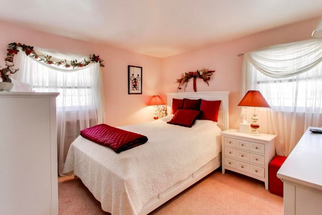 16827 Parkside Avenue, South Holland, IL 60473