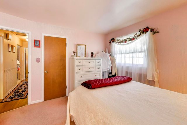 16827 Parkside Avenue, South Holland, IL 60473