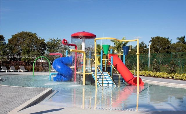 10467 NW 82nd St 10, Doral, FL 33178