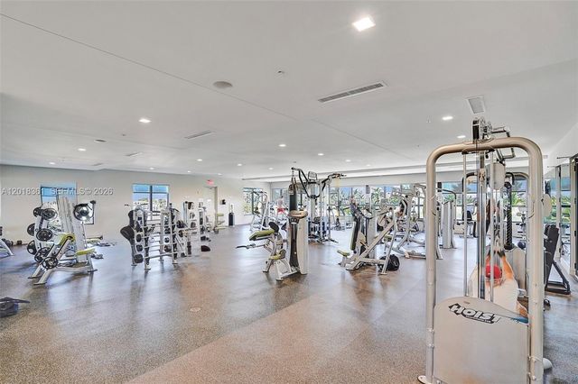10467 NW 82nd St 10, Doral, FL 33178