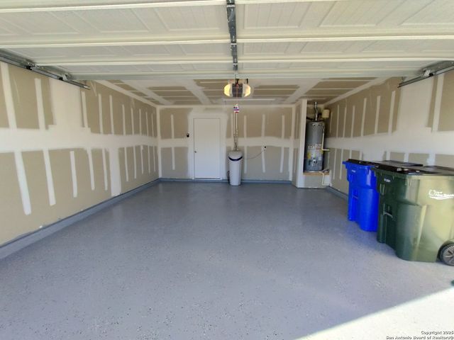 315 elephants ear, New Braunfels, TX 78130