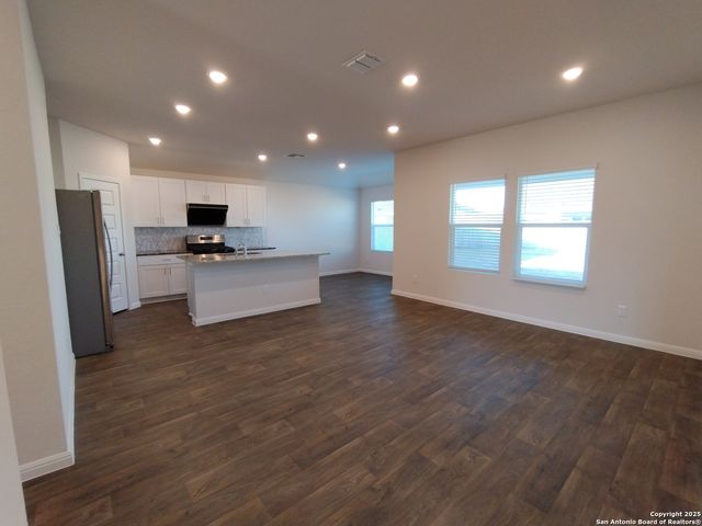 315 elephants ear, New Braunfels, TX 78130