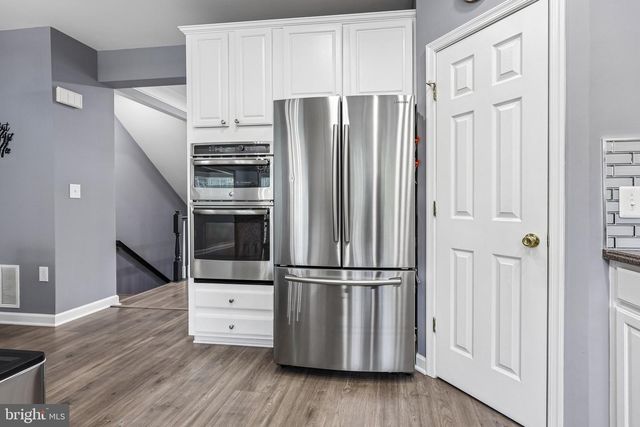 229 HAWKS VIEW SQ SE, Leesburg, VA 20175