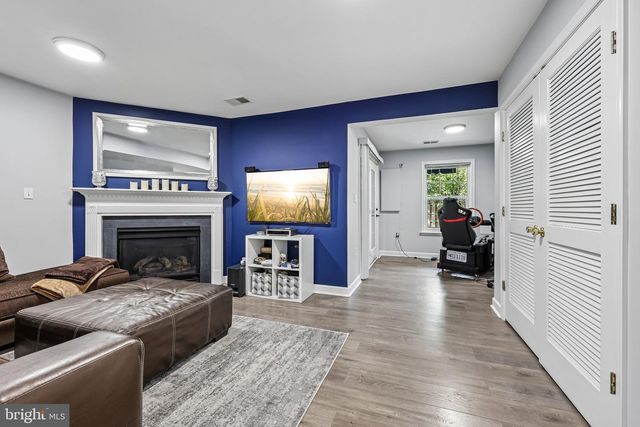 229 HAWKS VIEW SQ SE, Leesburg, VA 20175