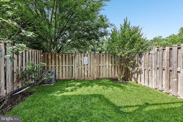 229 HAWKS VIEW SQ SE, Leesburg, VA 20175