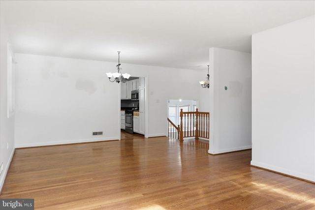 112 MAIN AVE SE, Glen Burnie, MD 21061