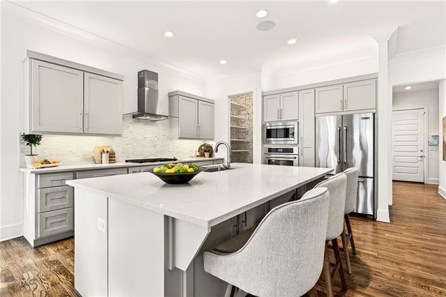 1155 Mcconnell Drive, Decatur, GA 30033