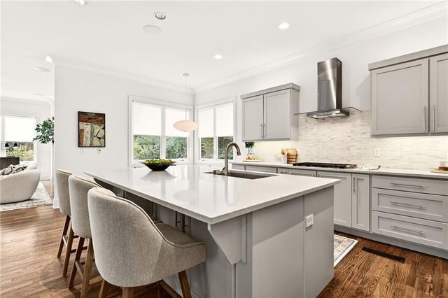 1155 Mcconnell Drive, Decatur, GA 30033