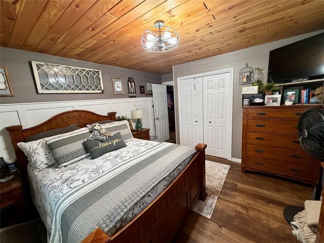 501 W Yellow Street, Cadott, WI 54727