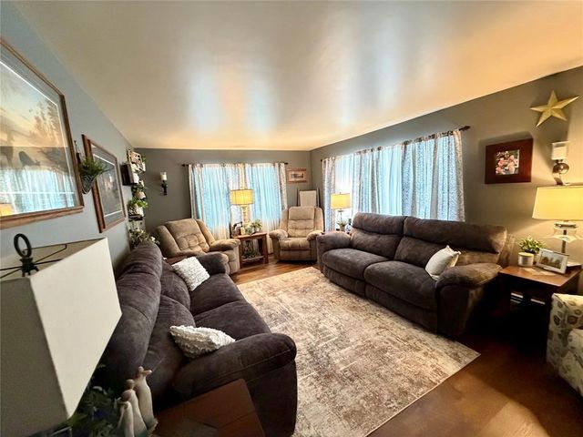 501 W Yellow Street, Cadott, WI 54727