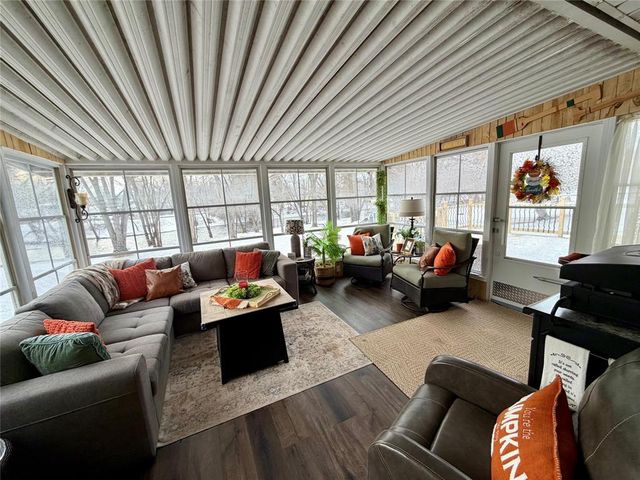 501 W Yellow Street, Cadott, WI 54727