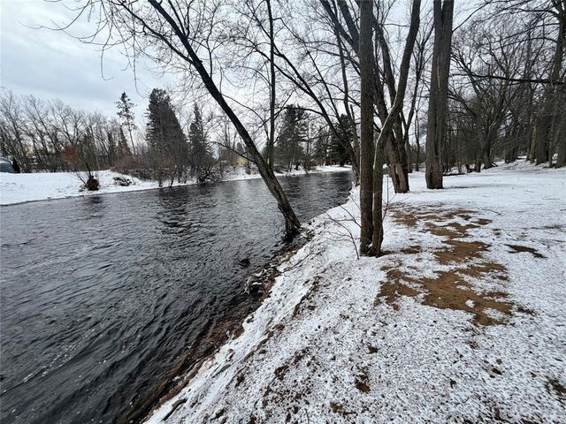 501 W Yellow Street, Cadott, WI 54727