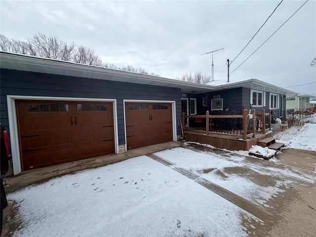 501 W Yellow Street, Cadott, WI 54727