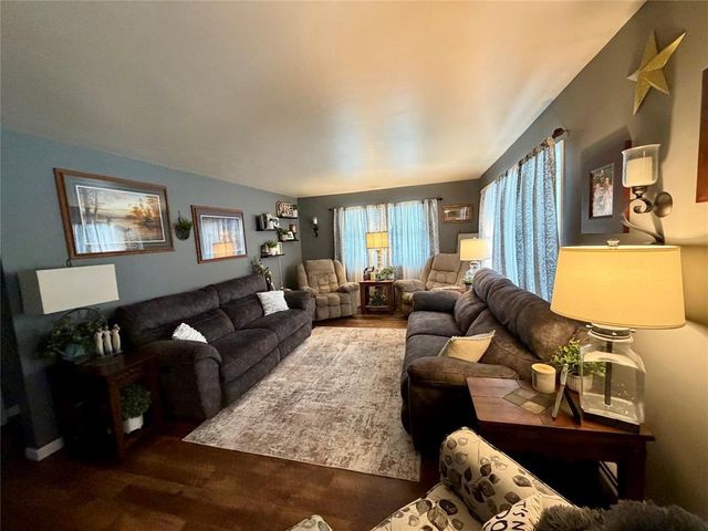 501 W Yellow Street, Cadott, WI 54727