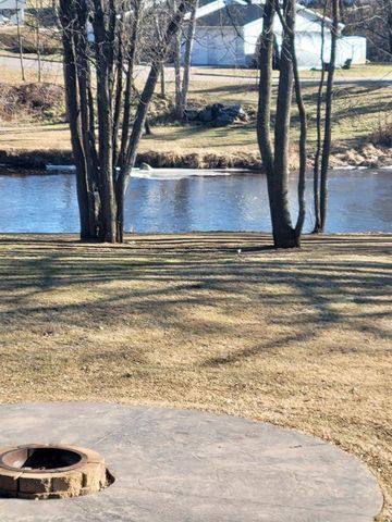 501 W Yellow Street, Cadott, WI 54727