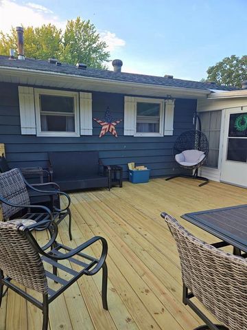 501 W Yellow Street, Cadott, WI 54727