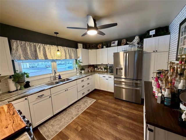 501 W Yellow Street, Cadott, WI 54727